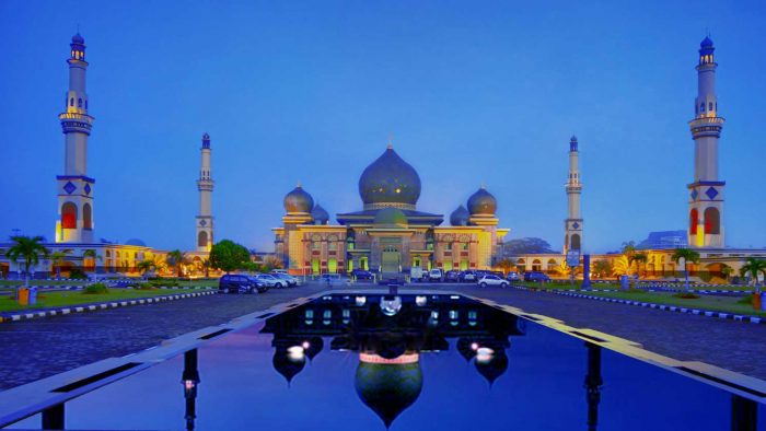 Hasil gambar untuk Masjid Agung An Nur Pekanbaru