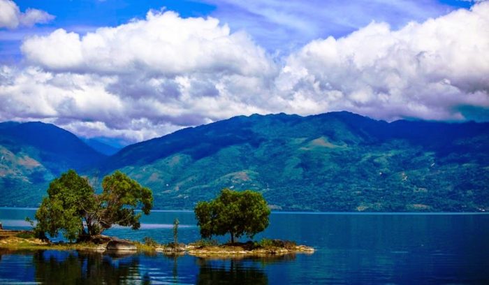 Image result for Danau Singkarak, Sumatera Barat